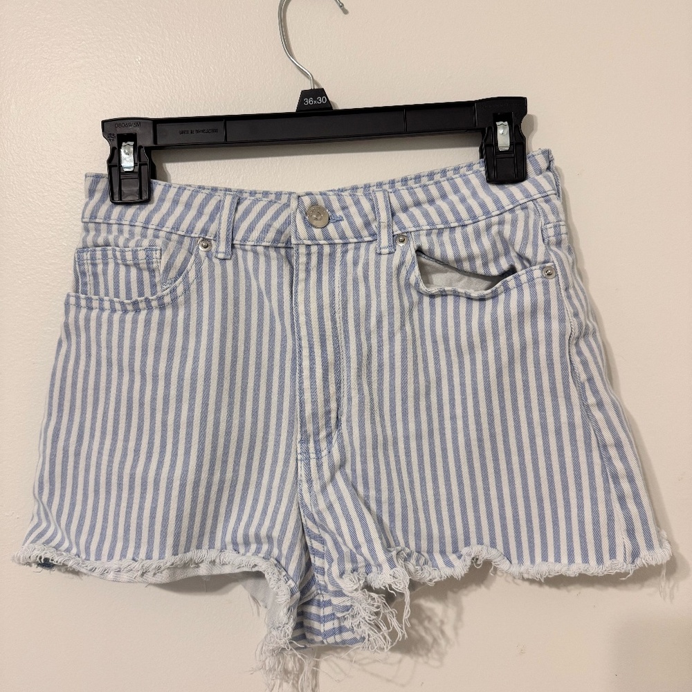 H&M Striped Shorts Size 4